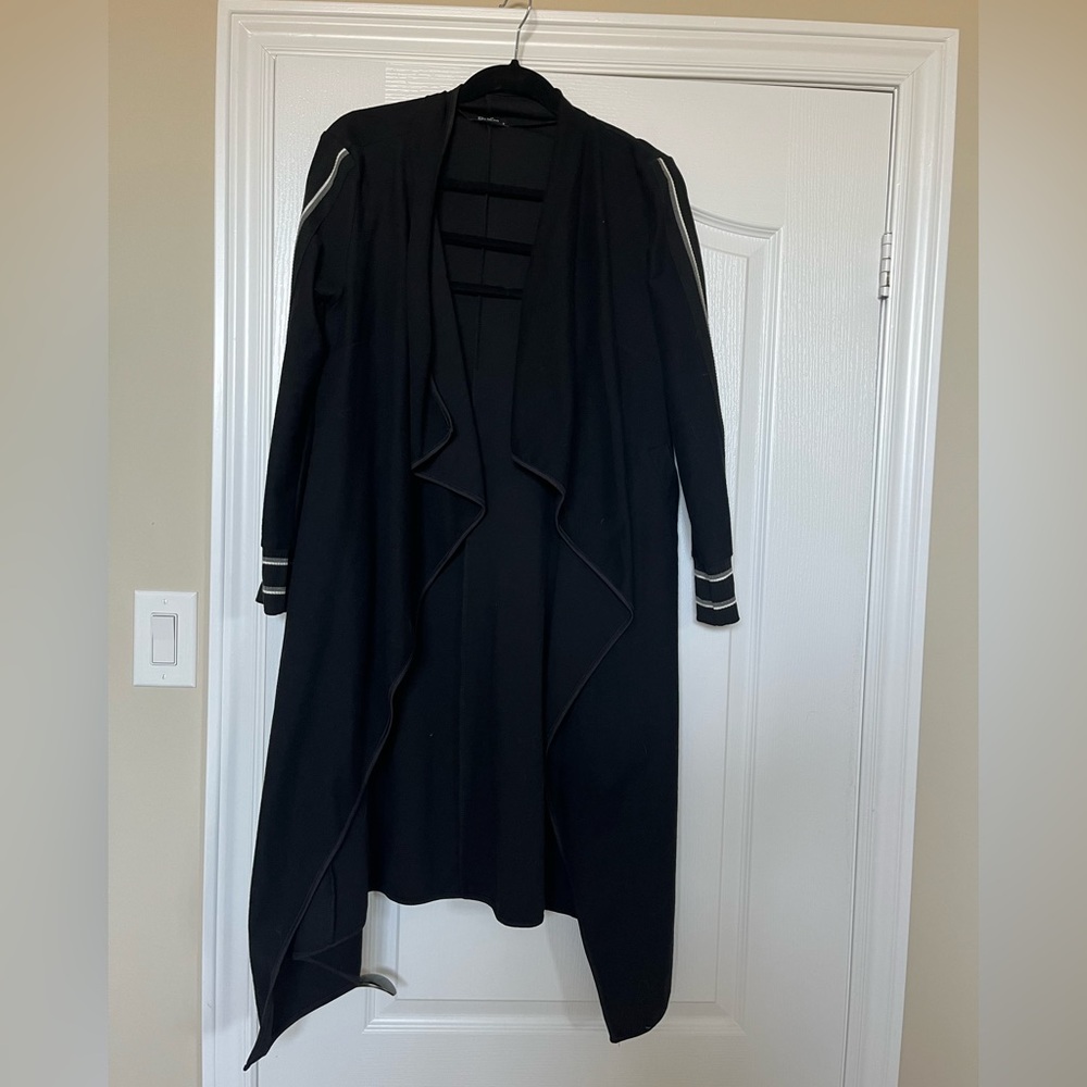 Cardigan/Jacket. Amazing quality, heavy material, worn once